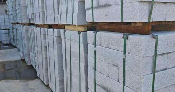 北海芝麻白路牙石，路侧石