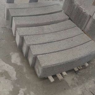 北海芝麻白弧形路牙石